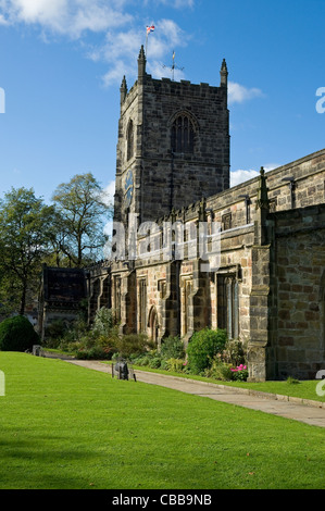 Holy Trinity Church im Herbst Skipton North Yorkshire England Großbritannien Vereinigtes Königreich GB Großbritannien Stockfoto