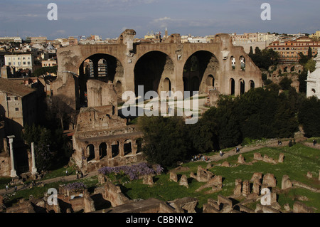 Italien. Rom. Konstantin und Maxentius-Basilika. 308-312. Luftaufnahme. Stockfoto