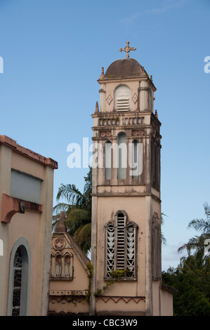 Französisches Überseegebiet, Insel La Réunion. Lava-Kirche (aka Notre Dame des Laves) wo eine Lavastrom an der Haustür gestoppt. Stockfoto