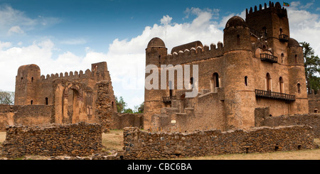 Anzeigen der Palast Iyasu ich und Fasiladas Palast in die königliche Gehege, Gonder, Nord-Äthiopien, Afrika. Stockfoto