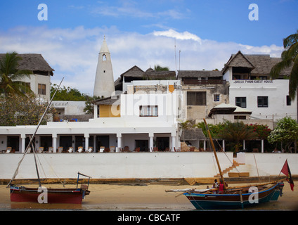 Ein Blick auf die Freitags-Moschee und Minarett auf Shela, Lamu, Kenia Stockfoto