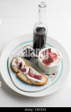 Roter Mohn-Sirup Stockfoto