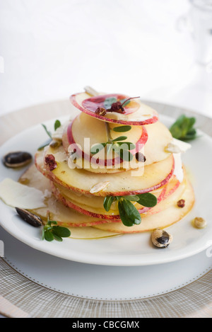 Nektarine und Käse Mille-feuille Stockfoto