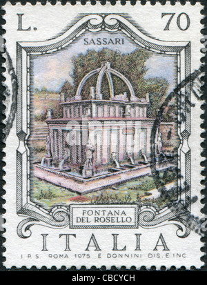 Italien - ca. 1975: Eine Briefmarke gedruckt in Italien, zeigt den Brunnen Rosello, ca. 1975 Stockfoto