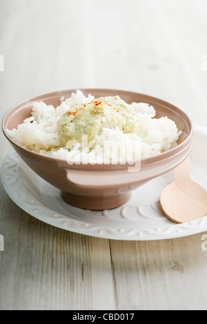 Frühlingszwiebeln und Ingwer-pesto Stockfoto