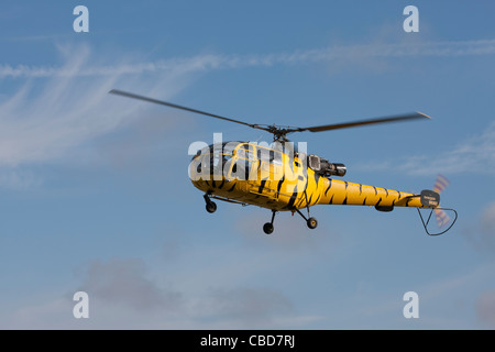 Aerospatiale SA316B Alouette III N9362 im Flug am Breighton Flugplatz Stockfoto