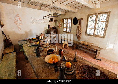 Das Goldene Gässchen, einer der wichtigsten touristischen Attraktion auf der Prager Burg, Tschechische Republik, 1. Juni 2011. Das Goldene Gässchen wurde Stockfoto