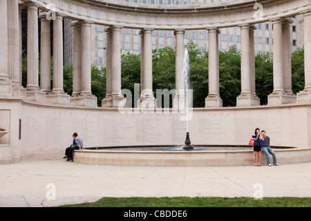 Milleniumsdenkmal Peristyl an Wrigley Square Chicago Illinois Stockfoto