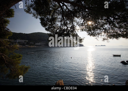 UVALA LAPAD Adria & MALA PETKA UVALA LAPAD DUBROVNIK Kroatien 8. Oktober 2011 Stockfoto