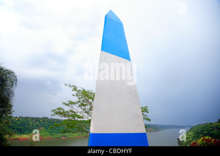 Dreifache Grenze zwischen Argentinien, Brasilien und Paraguay. Stockfoto