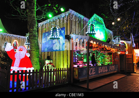 Crystal LED Weihnachtsmann und stand auf dem Weihnachtsmarkt, Rembrandtplein, Königreich der Niederlande, Amsterdam, Noord-Holland Stockfoto