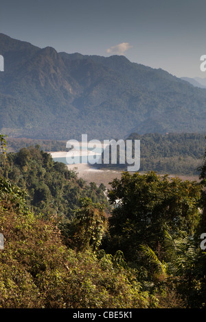 Indien, Arunachal Pradesh, Pasighat, Siang oder Digang Fluss fließt durch Ausläufer des Himalaya bis zu Ebenen Stockfoto