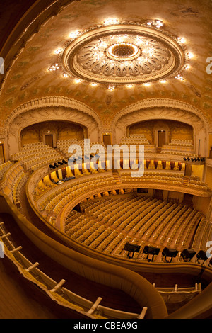 Eine Innenansicht des Vichy Opera House (Congress Center). Frankreich-Vue Intérieure de l'Opéra de Vichy (Palais des Congrès). Frankreich Stockfoto