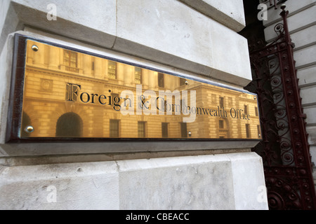 die Außen- und commonwealthy Büro britische Regierung offizielle Gebäude Whitehall London England Vereinigtes Königreich Großbritannien Stockfoto