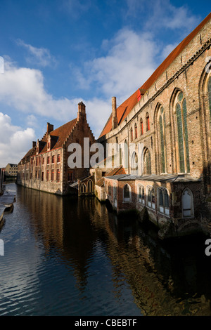 Ein Gebäude von Hans Memling Museum in Brügge Stockfoto