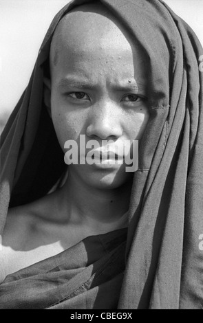 Porträts von Birma, eine Vision des Landes mit Hilfe der MÚdecins Sans FrontiÞres (Ärzte ohne Grenzen) - Genüsse ein Stockfoto