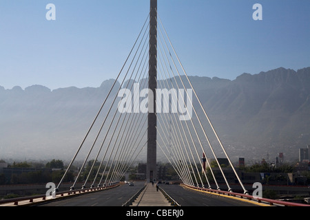 Unidad Brücke Monterrey. Stockfoto