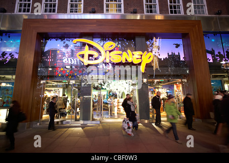 Disney speichern Oxford street St London England uk Vereinigtes Königreich Stockfoto