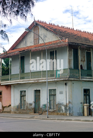 Alten portugiesischen Kolonialhaus In Benguela, Angola Stockfoto