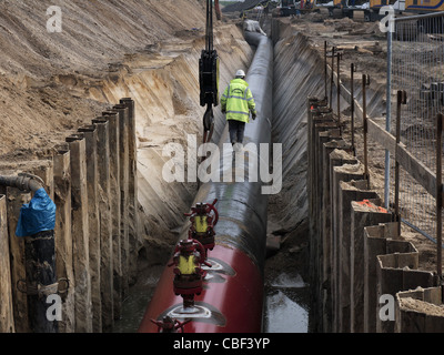 Bau einer Gas-Pipeline verbindet mit der Nord Stream-Pipeline zwischen Russland und Westeuropa. Stockfoto