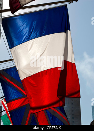 Französische Flagge, Fifth Avenue, New York Stockfoto