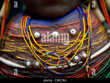Vilanda, Halsschmuck Mwila traditionelle Chibia Bereich, Angola Stockfoto