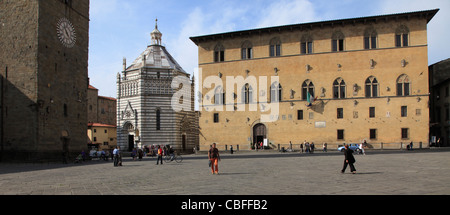 Italien, Toskana, Pistoia, Piazza del Duomo, Baptisterium, Stockfoto