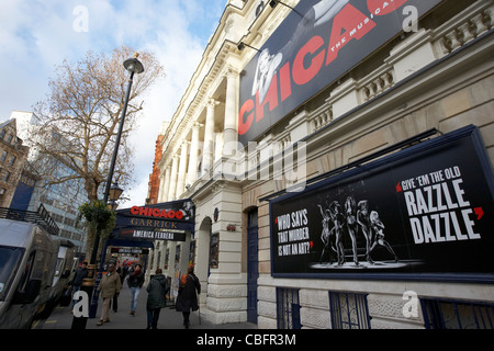 Garrick Theatre zeigt Chicago im Theatreland west end London England uk Vereinigtes Königreich Stockfoto