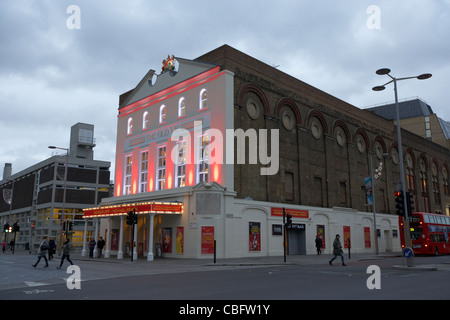 old Vic Theater auf der South bank London England uk Vereinigtes Königreich Stockfoto