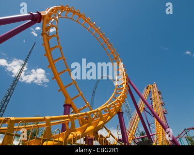 Achterbahn im Freizeitpark Elitch Gardens in Denver, Colorado. Stockfoto