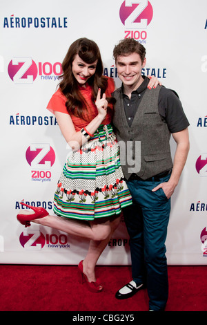 KARMIN Fuß dem roten Teppich bei Z100 Jingle Ball 2011 im Madison Square Garden in New York City Stockfoto