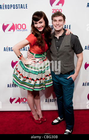 KARMIN Fuß dem roten Teppich bei Z100 Jingle Ball 2011 im Madison Square Garden in New York City Stockfoto