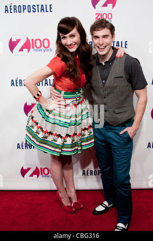 KARMIN Fuß dem roten Teppich bei Z100 Jingle Ball 2011 im Madison Square Garden in New York City Stockfoto