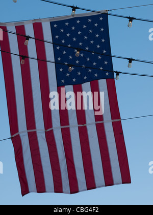 Larimer Square in Denver, Colorado mit amerikanischen Flaggen. Stockfoto