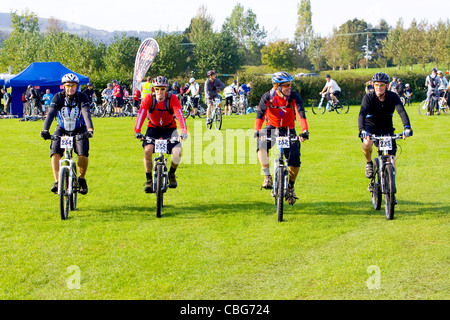 Isle Of Wight Festival 2011 Radfahren. Fotografien von Patrick Eden © 2011 Stockfoto