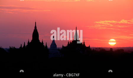 Tempel und Pagoden, Bagan, Myanmar, Burma. Stockfoto