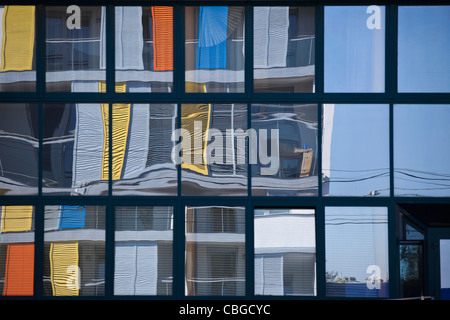 Fenster-Reflexionen-montage Stockfoto