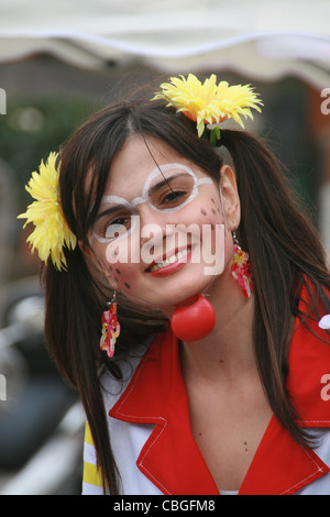 Clown-Therapie-Mitglieder feiern rote Nase Tag in Rom Italien Stockfoto