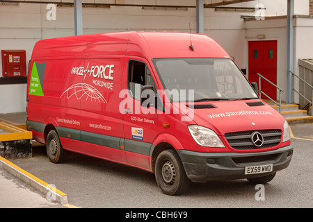 Parcel Force liefert Pakete im ganzen Land. Stockfoto