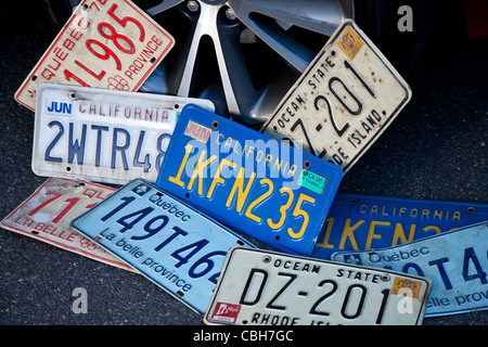 Automobil Fahrzeug U.S. und kanadische Nummernschilder Stockfoto