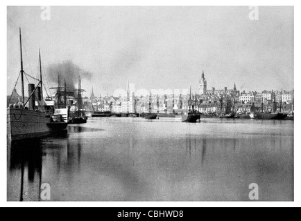 Aberdeen Stadt Schottland Granite City Grau Silber Öl Industrie Seehafen Dampfschiff Dampfschiff Dampfschiff Dock Hafen Hafen Schiff Boot Stockfoto