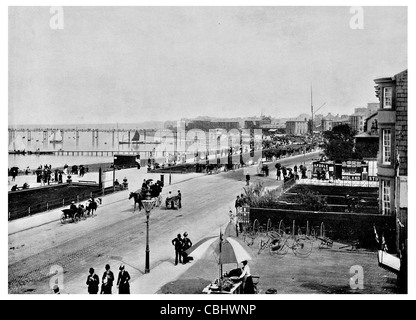 Morecambe Badeort Lancashire England Morecambe Bay Promenade Promenade Pier Pferd gezogenen Kutsche Stockfoto