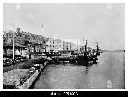 Queenstown Ufer Cobh Hafen Stadt Küste County Cork Irland Cork Harbour Dampf Schiff Dampfer Hafen Port Dock Fähre Stockfoto