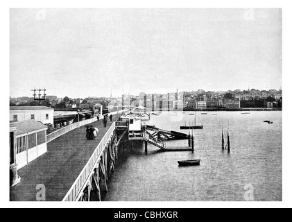 Ryde Pier Ryde Isle Of Wight England John Kent Holz beplankt Promenade viktorianischen Struktur Stadt Badeort Stockfoto