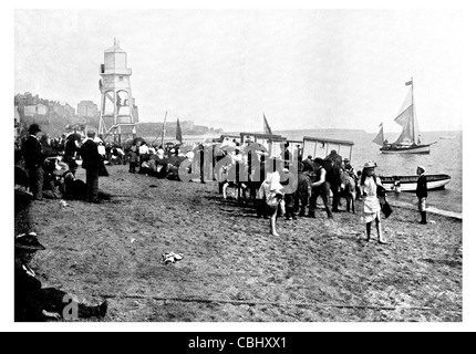 Dovercourt Küstenstadt Essex England 1863 aus Gusseisen Leuchtturm Strand Range Lights Sand direkt am Meer Stockfoto