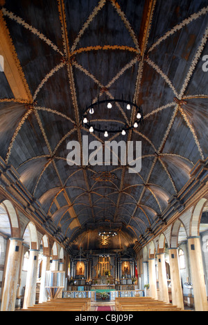 Typische Holz Kirche am Achao, Quinchao Insel, Chiloé, Lake District, Chile Stockfoto