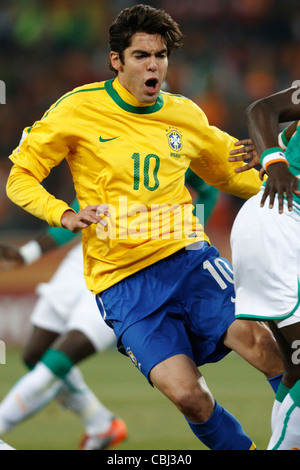 Kaka von Brasilien in Aktion während einer FIFA-WM-match gegen Côte d ' Ivoire in Soccer City-Stadion am 20. Juni 2010. Stockfoto