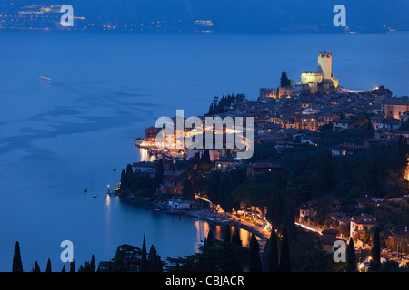 Panorama, abends Stimmung, Scaliger Burg, Malcesine, Gardasee, Veneto, Italien Stockfoto