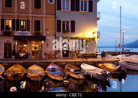 Boote, Hafen, Castelletto di Brenzone, Gardasee, Veneto, Italien Stockfoto