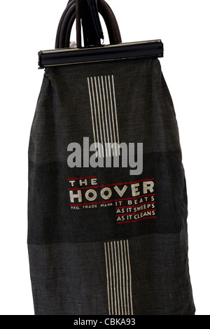 Hoover Junior 370 antiken Staubsaugerbeutel vor weißem Hintergrund Stockfoto